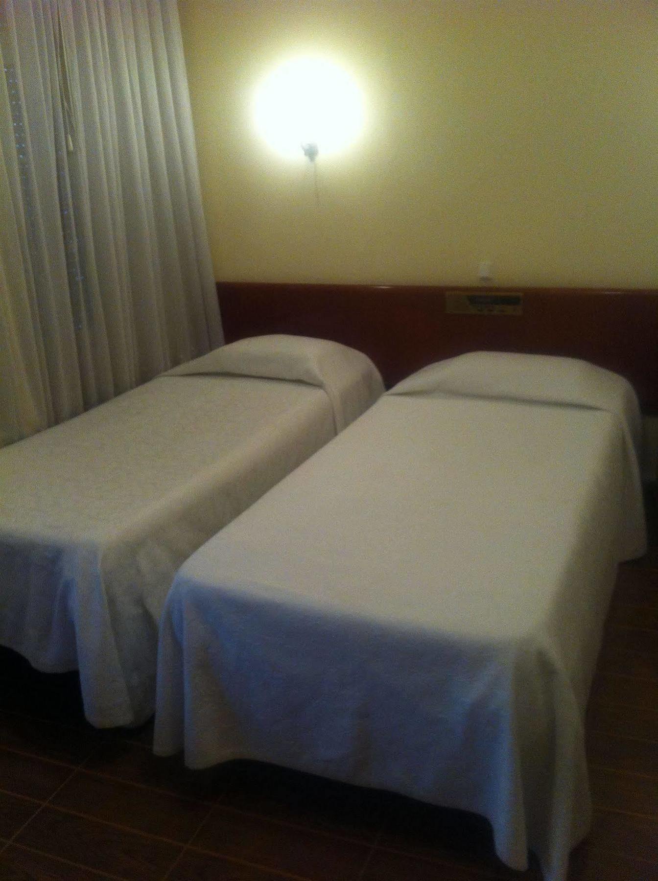 Modelo Hotel Lisbon Luaran gambar